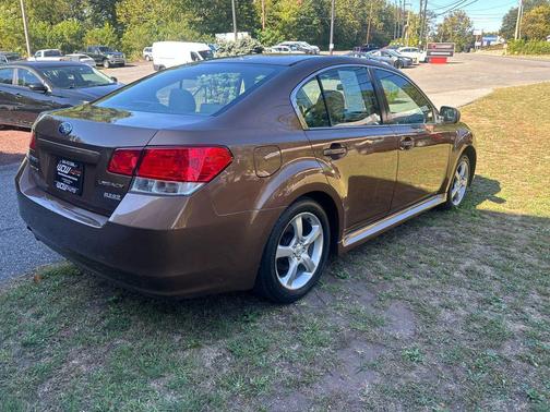 2011 Subaru Legacy Base