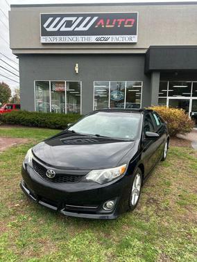 2014 Toyota Camry SE