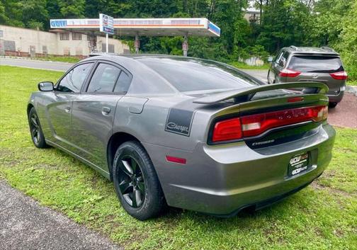 2011 Dodge Charger Base