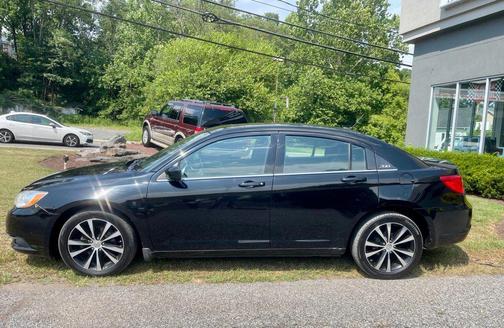 2013 Chrysler 200 Limited