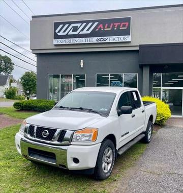 2013 Nissan Titan SV