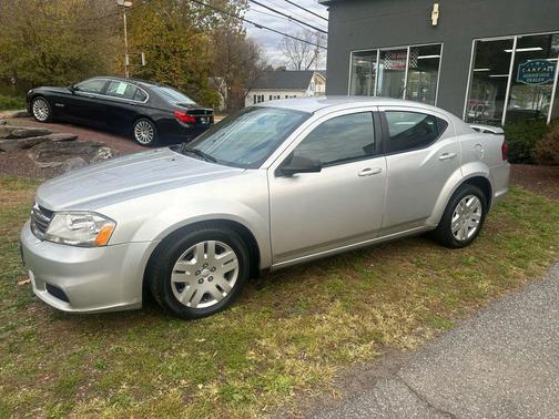 2012 Dodge Avenger SE