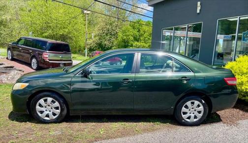 2010 Toyota Camry LE