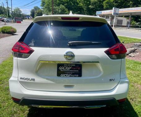 2018 Nissan Rogue SV
