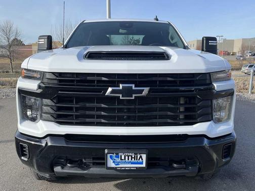 2025 Chevrolet Silverado 2500 Custom