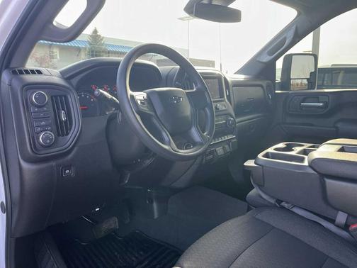 2025 Chevrolet Silverado 2500 Custom