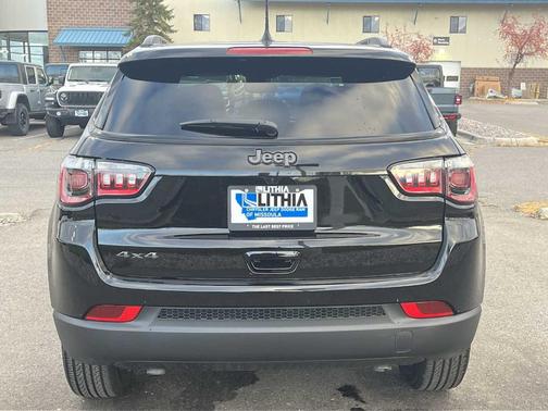 2026 Jeep Compass Latitude