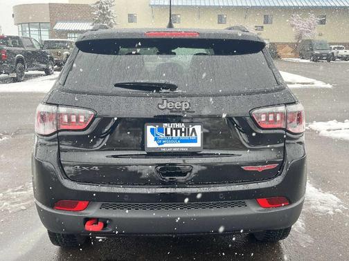 2026 Jeep Compass Trailhawk