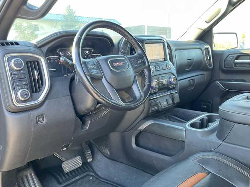 2022 GMC Sierra 1500 Limited AT4