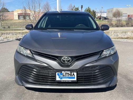 2019 Toyota Camry LE
