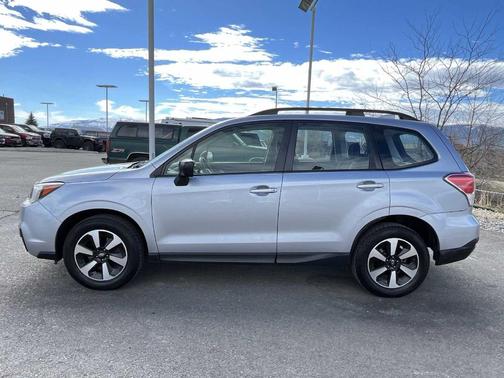 2017 Subaru Forester 2.5i