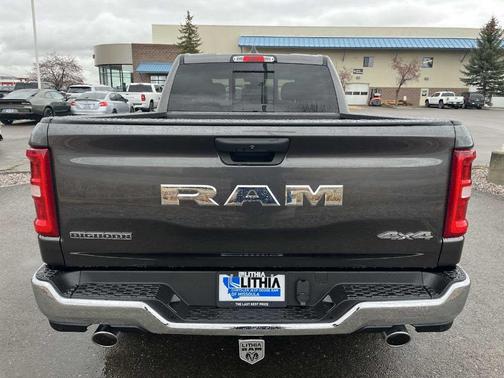 Granite Crystal Clearcoat Metallic 2026 RAM 1500 Big Horn