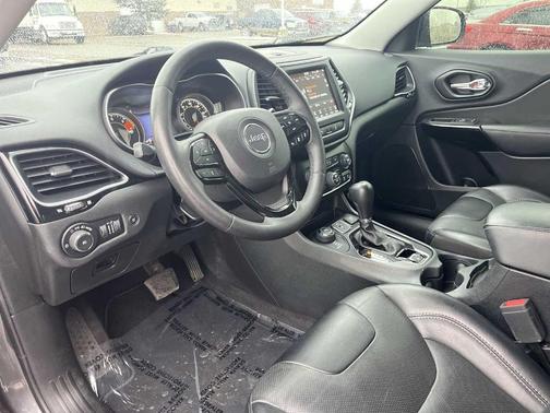 2023 Jeep Cherokee Altitude Lux