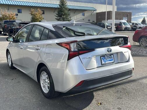 2021 Toyota Prius LE