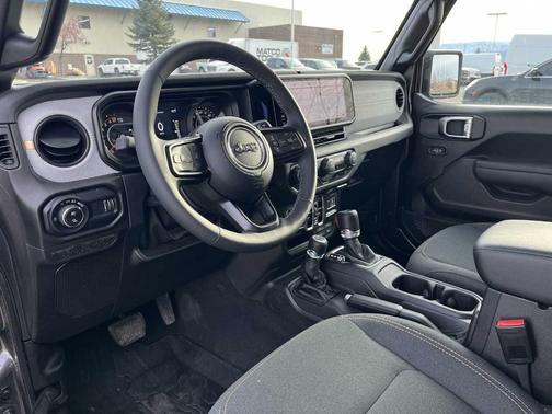 2025 Jeep Gladiator Sport