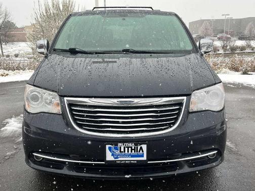 2013 Chrysler Town & Country Limited