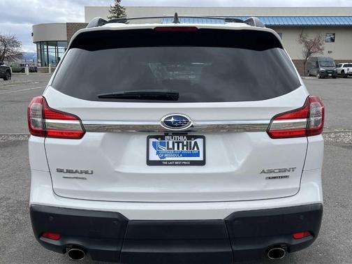 Crystal White Pearl 2019 Subaru Ascent Limited 8-Passenger