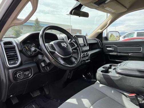 2020 RAM 2500 Big Horn Crew Cab 4X4 64' Box