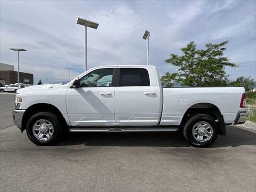 2020 RAM 2500 Big Horn Crew Cab 4X4 64' Box