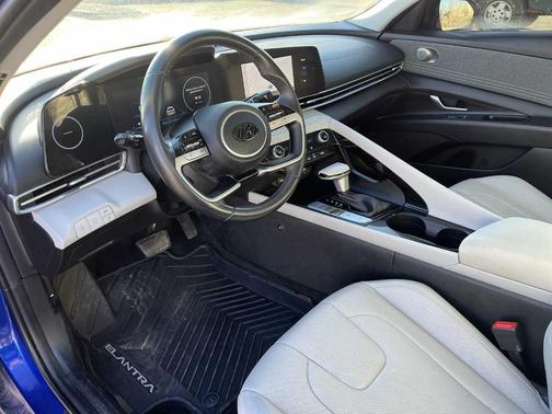 2023 Hyundai ELANTRA HEV Limited