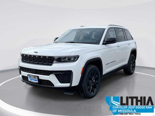 2026 Jeep Grand Cherokee Laredo