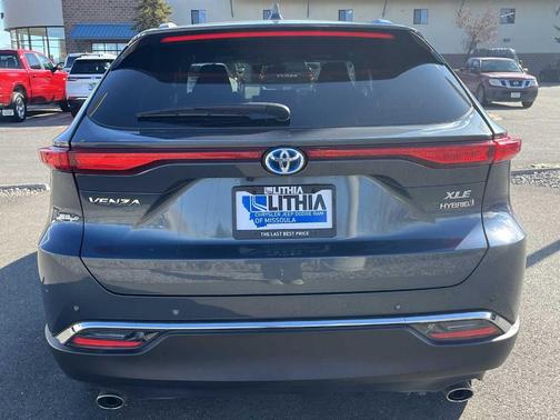 2022 Toyota Venza XLE