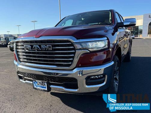 Delmonico Red Pearlcoat 2025 RAM 1500 Laramie