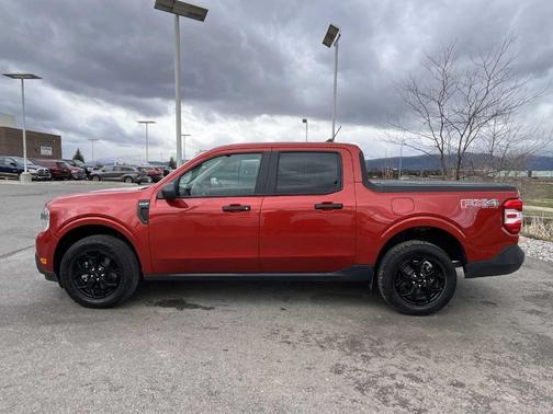 Hot Pepper Red Metallic Tinted Clearcoat 2024 Ford Maverick XLT