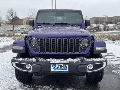 2026 Jeep Gladiator Sport