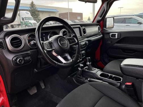 2020 Jeep Wrangler Unlimited Sahara