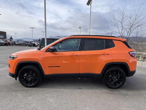 JOOSE 2026 Jeep Compass Latitude