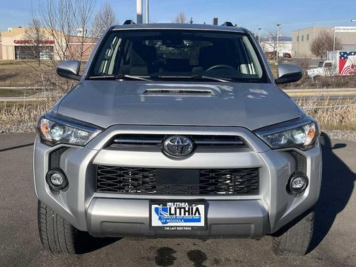 2024 Toyota 4Runner TRD Off Road