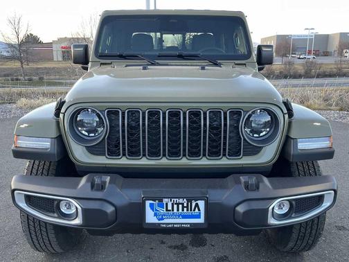 2026 Jeep Gladiator Sport