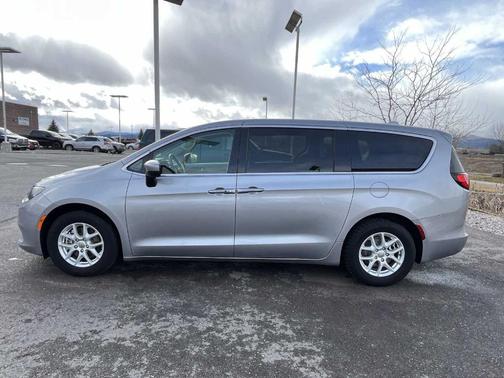 2018 Chrysler Pacifica LX