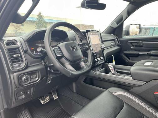 Diamond Black 2026 RAM 1500 RHO