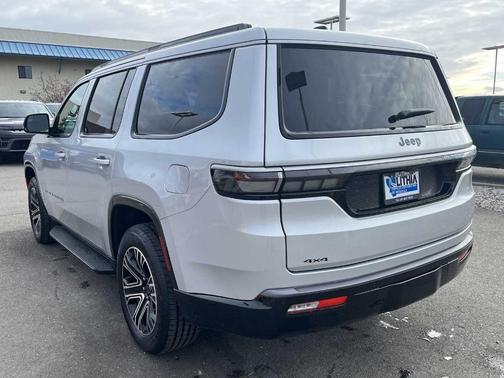 2026 Jeep Grand Wagoneer Base