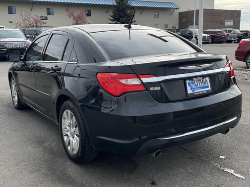 2012 Chrysler 200 LX