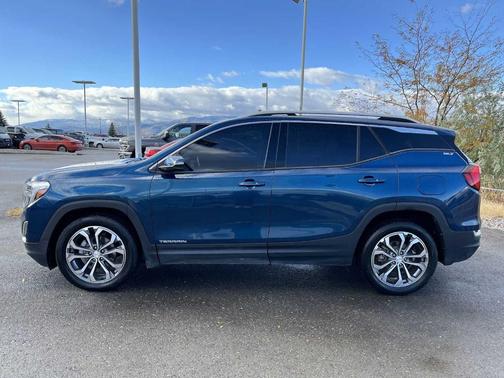 2021 GMC Terrain SLT