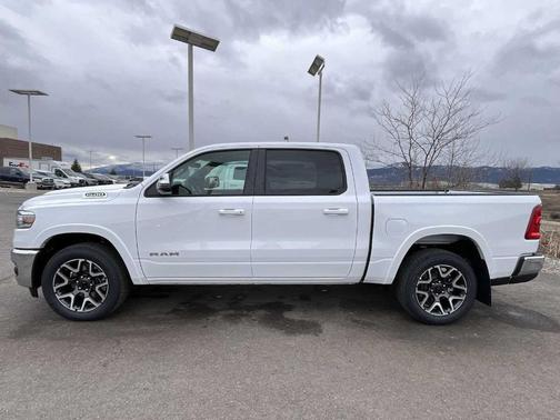 Bright White Clearcoat 2026 RAM 1500 Laramie