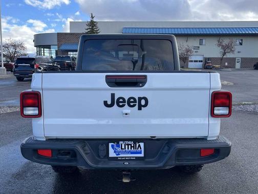 2023 Jeep Gladiator Sport