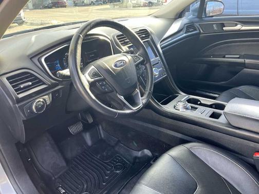 2020 Ford Fusion Titanium