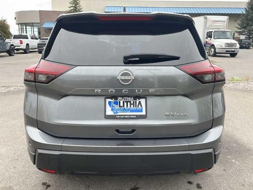 2024 Nissan Rogue SV