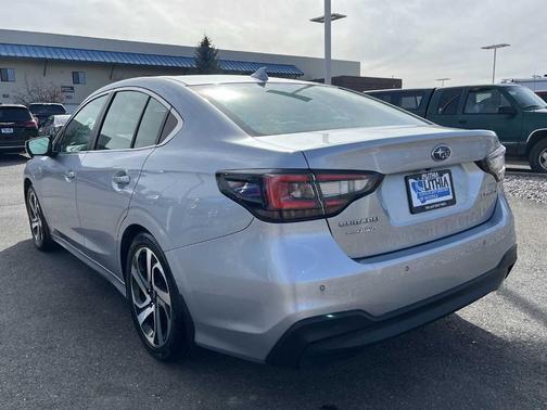 2022 Subaru Legacy 