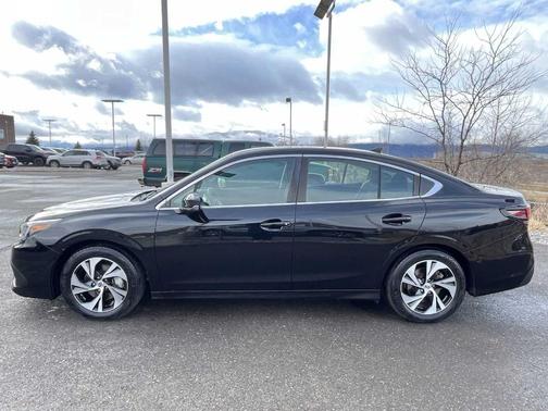 2022 Subaru Legacy Base (CVT)