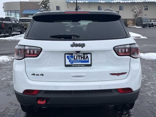 2026 Jeep Compass Trailhawk