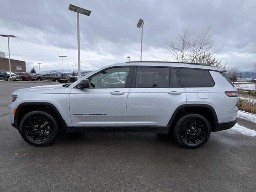 2024 Jeep Grand Cherokee L Laredo