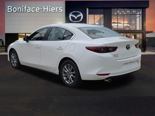 Snowflake White Pearl 2026 Mazda Mazda3 2.5 S
