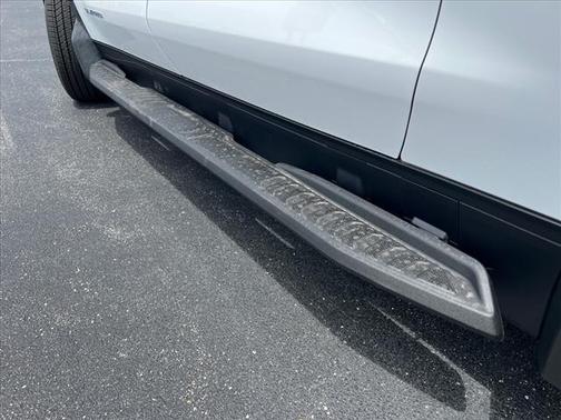 2024 Chevrolet Silverado EV WT