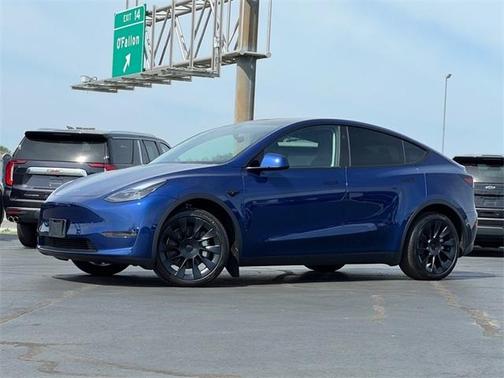 2024 Tesla Model Y Long Range