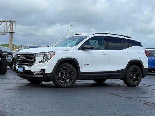 2024 GMC Terrain AT4
